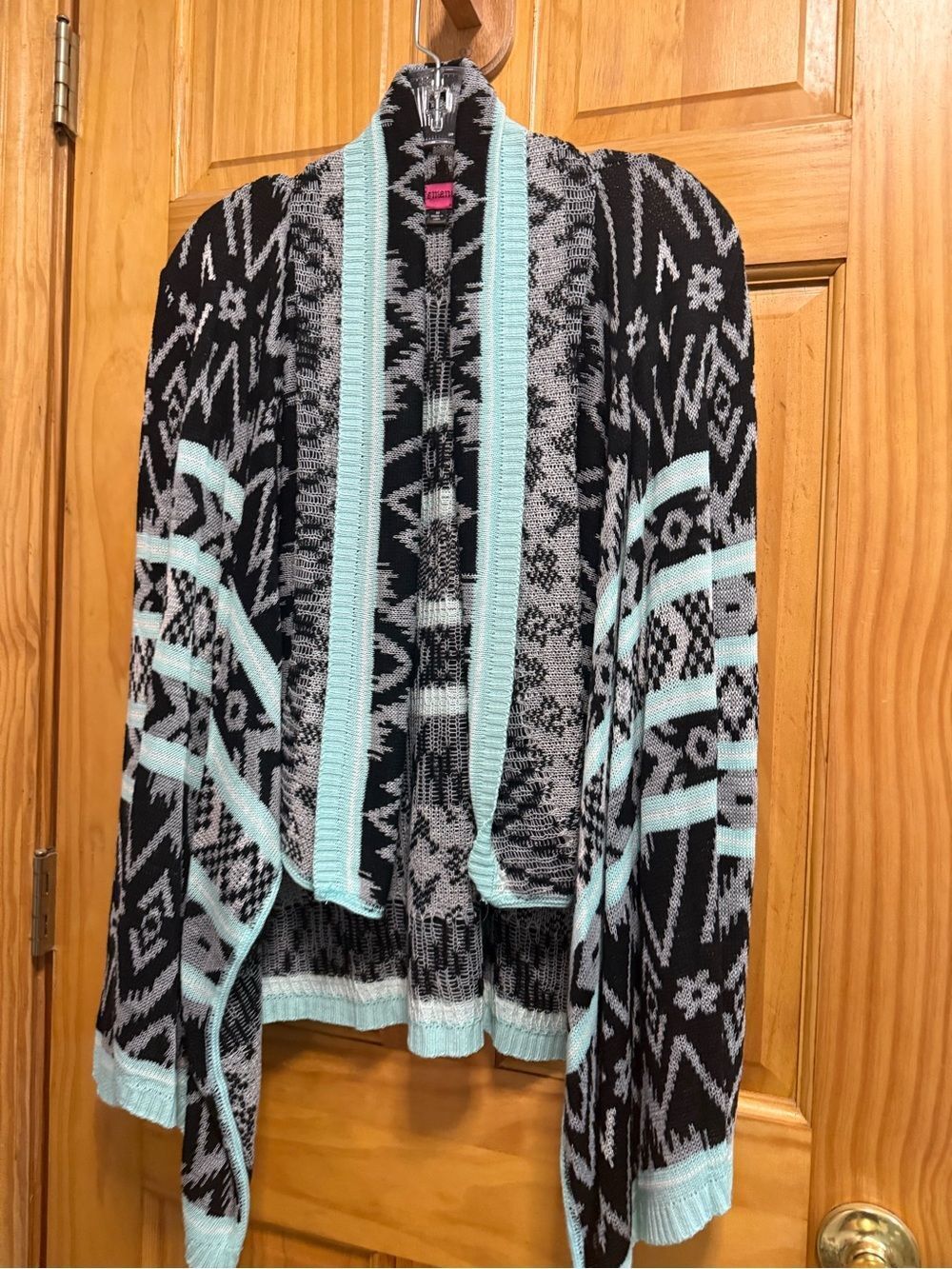 Demanding by Say What? Junior’s Black & Mint Aztec Cardigan Sweater size M